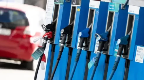 Petrol ve dizel fiyatlarında kritik hamle! G7, 100 milyon varillik rezervi piyasaya sürecek