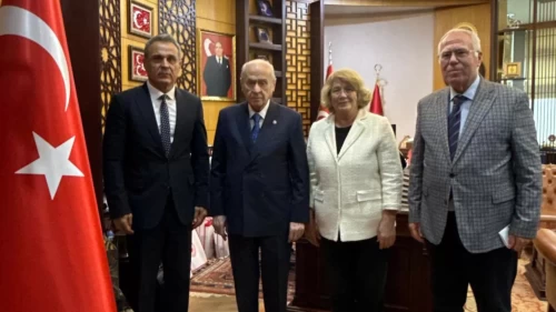 MHP Lideri Bahçeli, Alevi Vakıfları Federasyonu Başkanı Haydar Baki Doğan'ı kabul etti