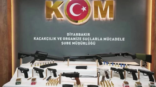 Diyarbakır'da büyük sevkiyat sokaklara inmeden kesildi