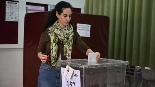 KKTC'de yaklaşık 225 bin seçmen sandık başına gidecek