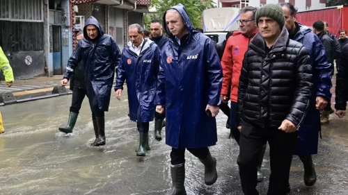 İstanbul Valisi Gül duyurdu: Dere yatağındaki binalar yıkılacak