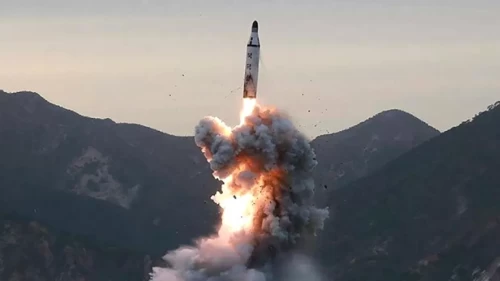 Japon Denizi’nde tansiyonu yükselten gelişme
