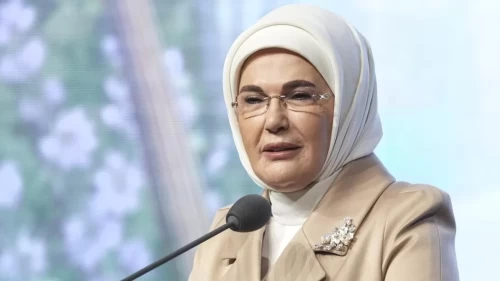 Emine Erdoğan gençlere seslendi