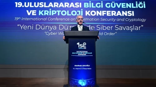 Bakan Uraloğlu açıkladı: Türkiye'nin veri merkezi kapasitesi 8 katın üzerine çıkacak