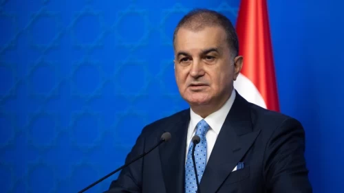Ömer Çelik'ten Medine’deki saldırıya kınama