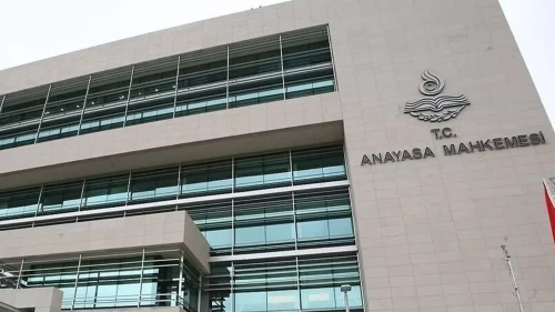 Memurların eksik maaş mücadelesinde AYM kararı!