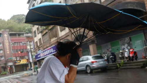 Çin'de Champi Tayfunu nedeniyle 60 binden fazla kişi tahliye edildi