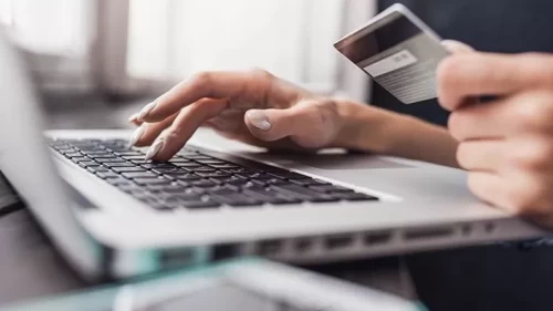 Ticaret Bakanlığı'ndan kasım indirimleri uyarısı: Yanıltıcı reklamlara rekor ceza!