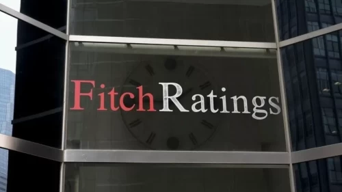Fitch'ten Fransa kararı: Kredi notu görünümü negatife çekildi