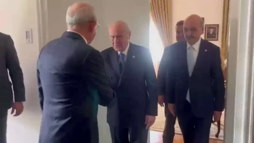 MHP Lideri Bahçeli, CHP Genel Başkanı Kemal Kılıçdaroğlu ile görüştü