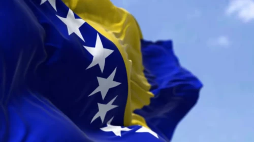 Bosna Hersek'te askeri helikopter düştü