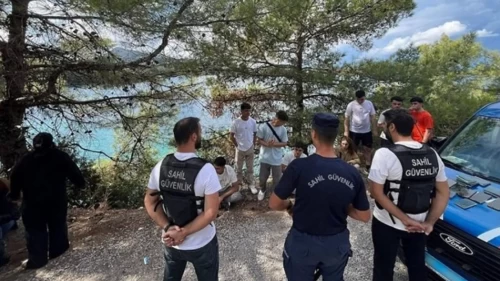 Marmaris'te düzensiz göçmen operasyonu: 18 kişi yakalandı