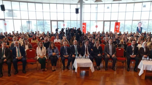 Bursa’da 'İletişim Yüzyılı, Güçlü İletişim, Etkin Kamu' programı gerçekleştirildi