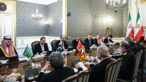 Türkiye, Suudi Arabistan, Pakistan ve İran bir araya geldi