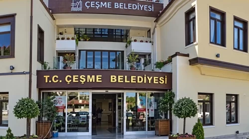 Çeşme Belediyesi'ne operasyon: Başkan yardımcısı dahil 3 gözaltı