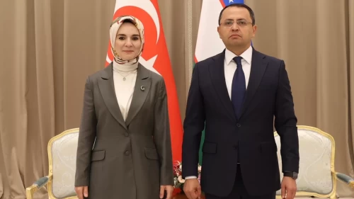 Bakan Göktaş, Özbekistan Cumhurbaşkanı Danışmanı Olloyorov ile görüştü