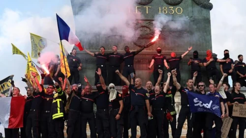 Fransa'da liselilerin eylemleri büyüyor! 625 kişi gözaltına alındı, 202 kişi yaralandı