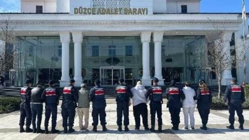 Sahte borsa reklamlarıyla vurgun yapan çeteye operasyon!