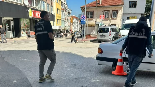 Rögar kapağından girdiler! 1 milyon liralık kabloyu çaldılar