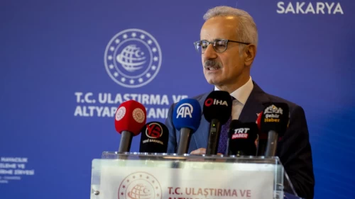 Bakan Uraloğlu Sakarya'da duyurdu: Türkiye küresel havacılık masasına oturuyor!
