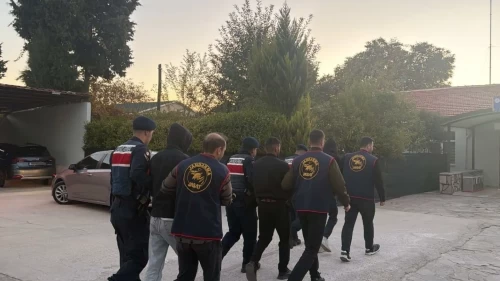 Denizli'de JASAT'tan nefes kesen dolandırıcılık operasyonu! Kaçamadılar
