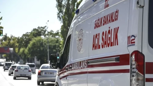 Hakkâri’de göçmenleri taşıyan minibüs dereye uçtu