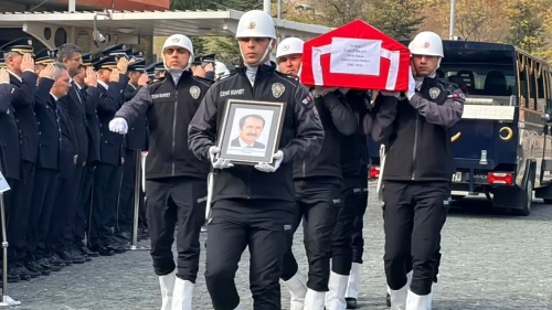 Eski Devlet Bakanı Ünal Erkan için Emniyet'te tören düzenlendi