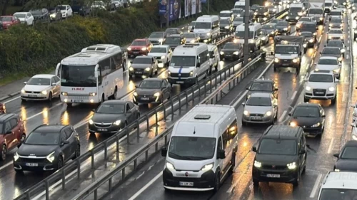 Büyükçekmece’de D-100, belli saatlerde trafiğe kapatılacak