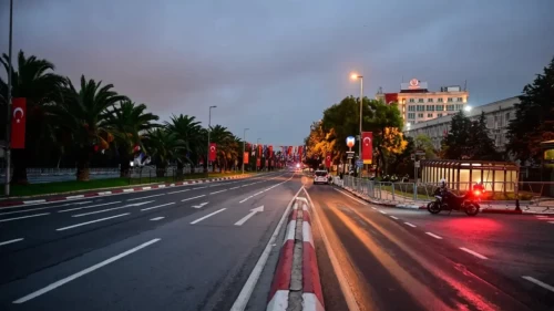 İstanbul’da 29 Ekim kortej geçişi ertelendi