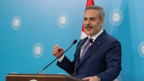 Bakan Fidan, Genç Diplomasi Derneği mensuplarını kabul etti