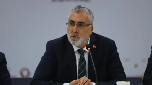 Vedat Işıkhan’dan Azerbaycan’da önemli temas: Aliyev ile görüştü