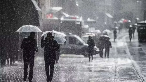 Antalya'da gece saatlerinde şiddetli sağanak bekleniyor