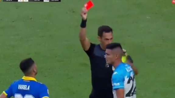 Final maçında tam tamına 11 kırmızı kart çıktı: İnanılmaz görüntüler!