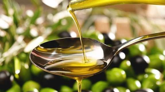 Saniyeler içerisinde zeytinyağını test edin! Sahte mi gerçek mi?