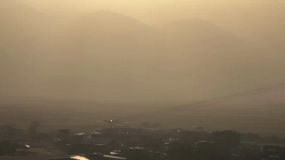 Hakkari'de toz bulutu etkili oldu
