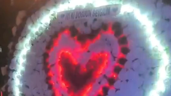 Romantik kutlama pahalıya patladı: İyi ki doğdun sevgilim