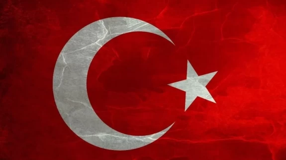 Muş’ta jandarma üniformalı şahıs Türk bayrağına saygısızlık paylaşımını beğendi, gözaltına alındı 🇹🇷