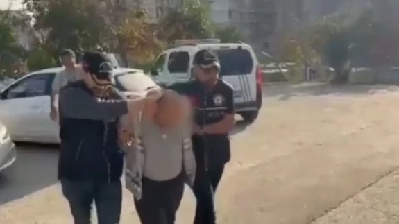 İstanbul’da 12 yıl 7 ay hapis cezası bulunan firari hükümlü yakalandı