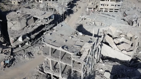 Gazze'de sağlanan ateşkesin ardından Han Yunus kentindeki yıkım havadan görüntülendi