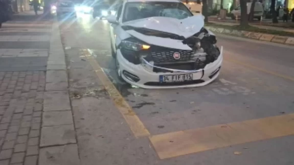 Adapazarı’nda korkunç kaza kamerada! 71 yaşındaki kadın metrelerce savrulup, hayatını kaybetti