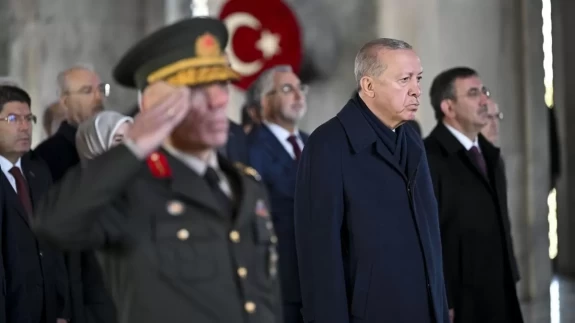 Cumhurbaşkanı Erdoğan ve devlet erkanı Ata'nın huzurunda