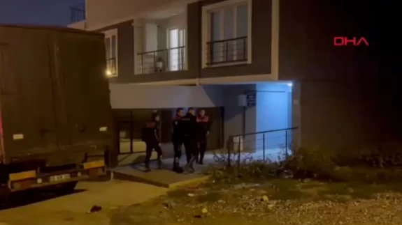 Bursa’da park yeri kavgası kanlı bitti! Komşusunu tabancayla vurdu