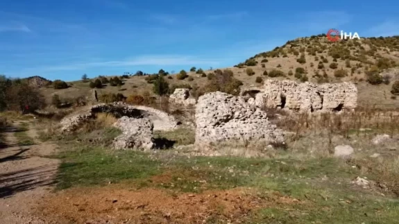 Yozgat’ta 780 yıllık Çınçınlı Sultan Hanı harabeye döndü: Dron görüntüleri şaşırttı