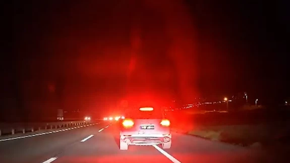 Sosyal medyayı sallayan görüntüler! Korku dolu anlar saniye saniye kameraya yansıdı