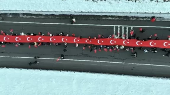 Kars'ta "Sarıkamış şehitleri" için temsili nöbet tutuldu