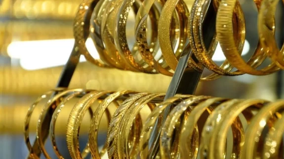 Altın fiyatları çakıldı! Gram ve çeyrek altında son durum şaşırttı (11 Aralık 2025)