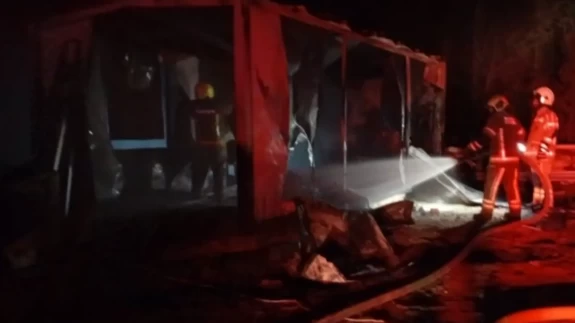 Bursa’da sabah saatlerinde korku dolu anlar! İşçilerin kaldığı baraka alevlere teslim oldu