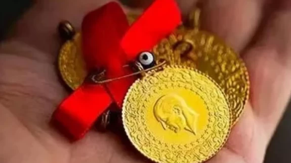 Altında şok düşüş! Gram ve çeyrek fiyatı geri çekildi: 2 Aralık 2025 güncel altın fiyatları