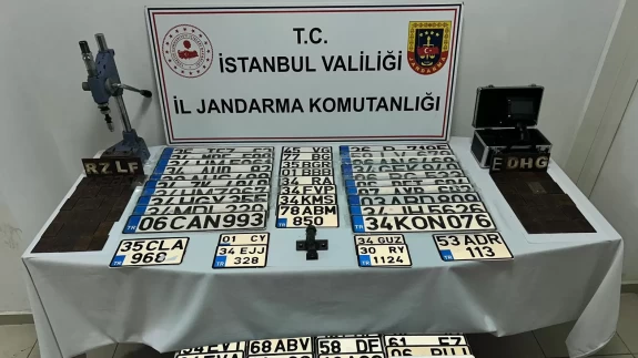 İstanbul’da sahte plaka operasyonu!