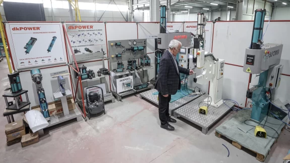 Askerde projesini çizdi, şimdi 70 ülkeye ihraç yapıyor